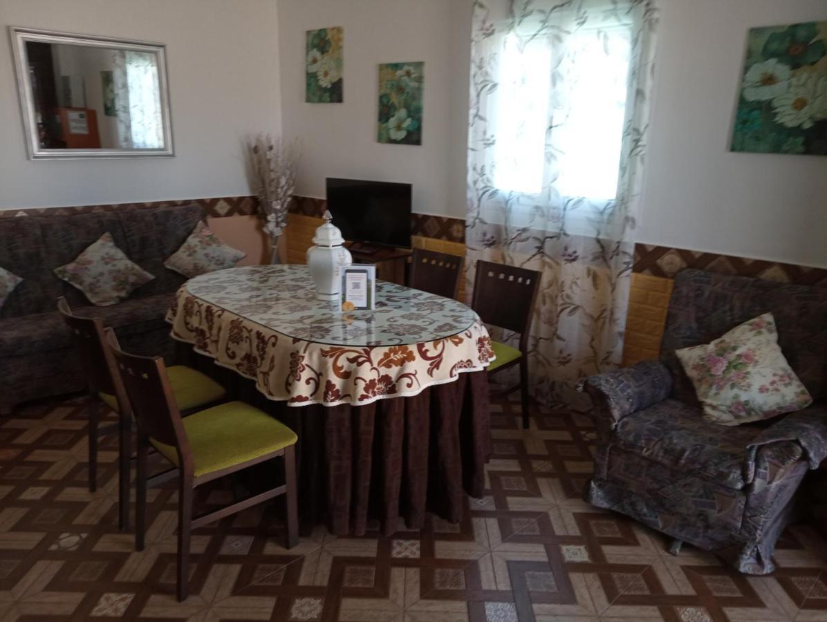 Conjunto Rural Andrea Guest House Moriles Eksteriør bilde